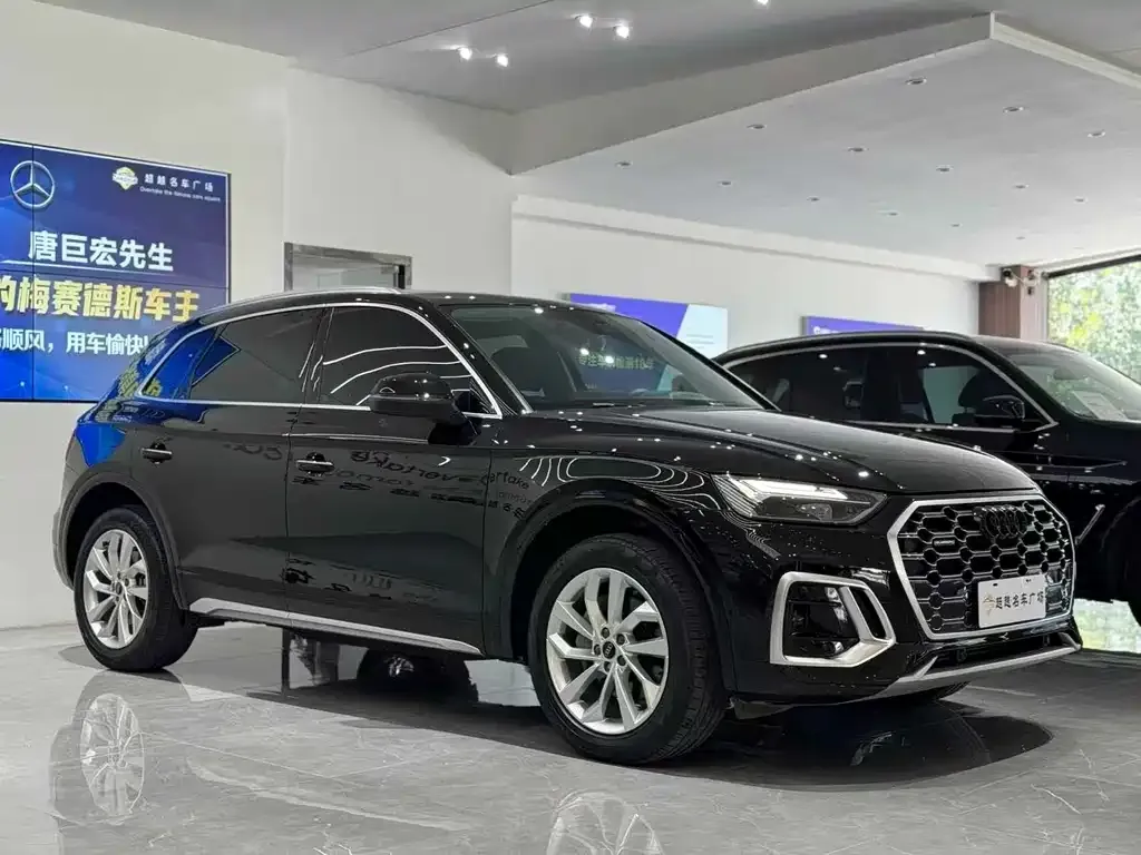 Audi Q5L 2023 из CN, фото 3