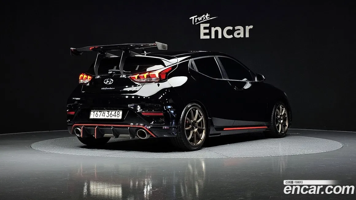 Hyundai Veloster — фото 2