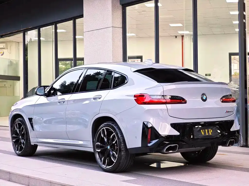 BMW X4 M — фото 9