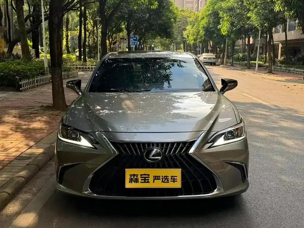 Lexus ES — фото 2