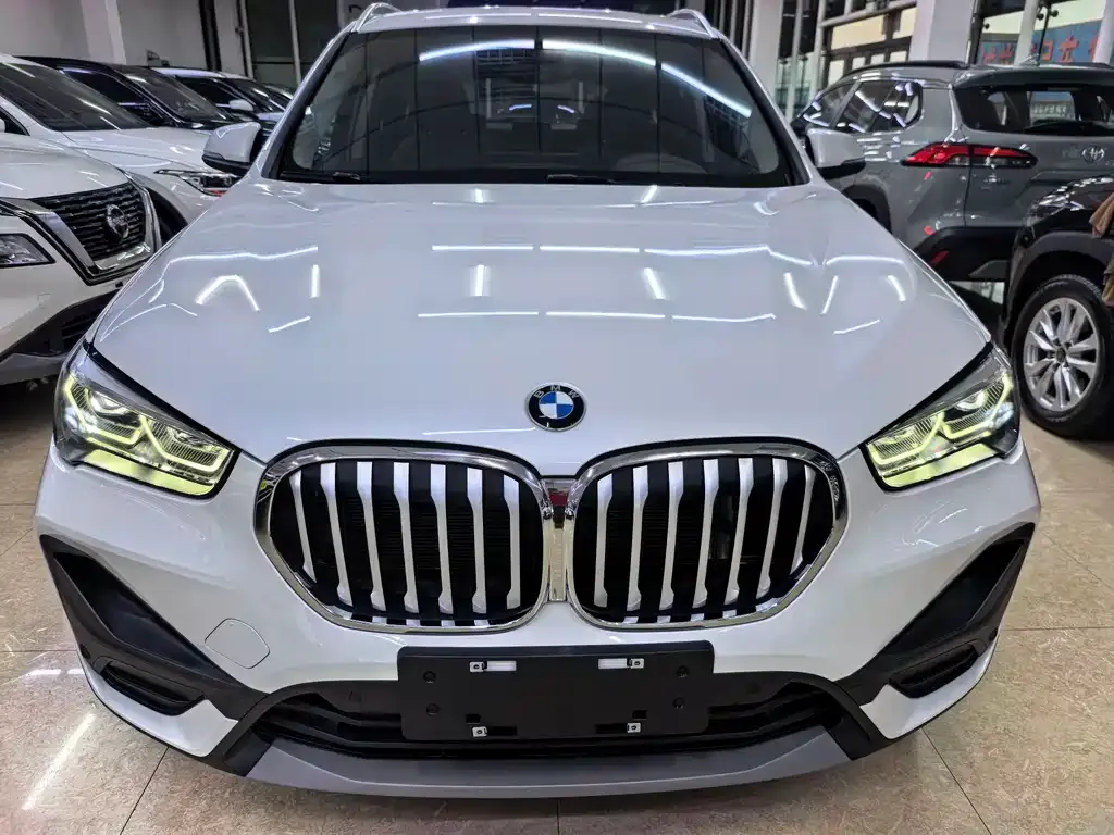 BMW X1 — фото 2