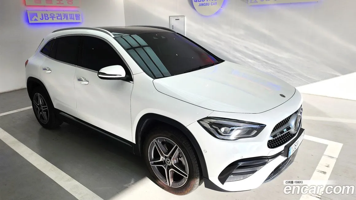 Mercedes-Benz GLA-Class — фото 8