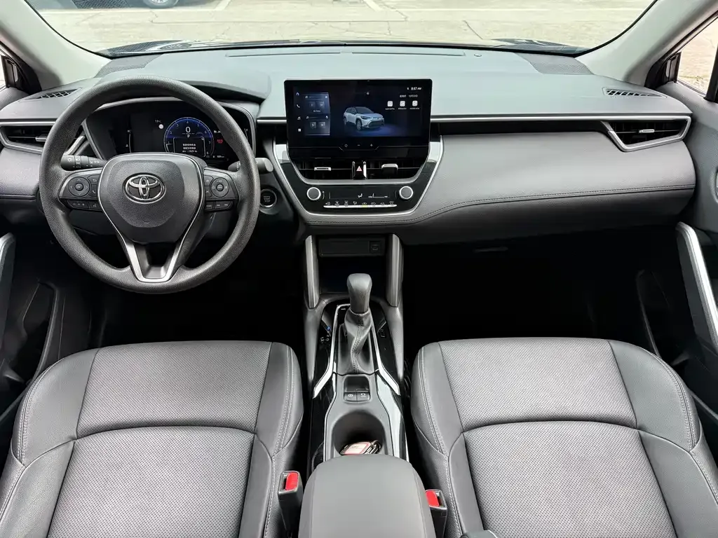Toyota Frontlander 2024 из CN, фото 9