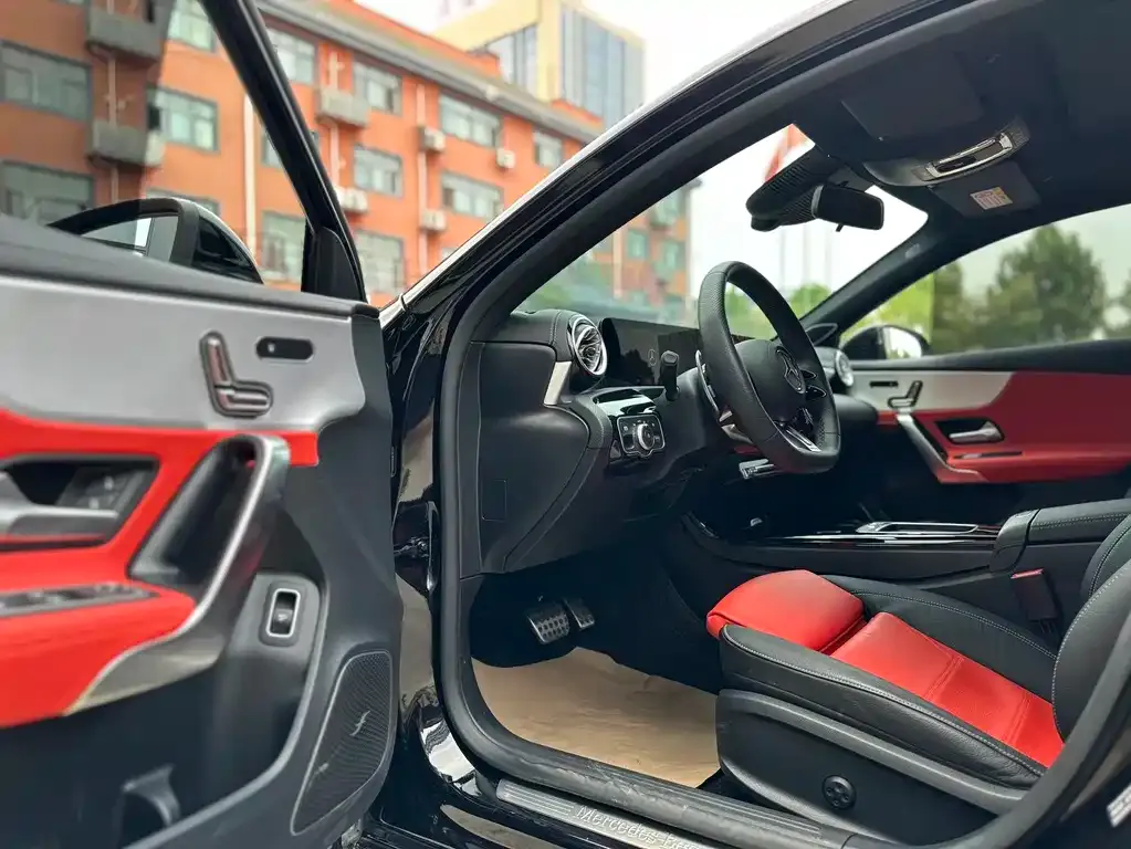 Mercedes-Benz A-Class AMG — фото 9