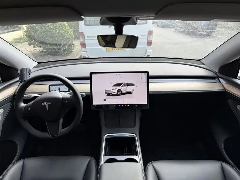 Tesla Model Y 2023 из CN, фото 7