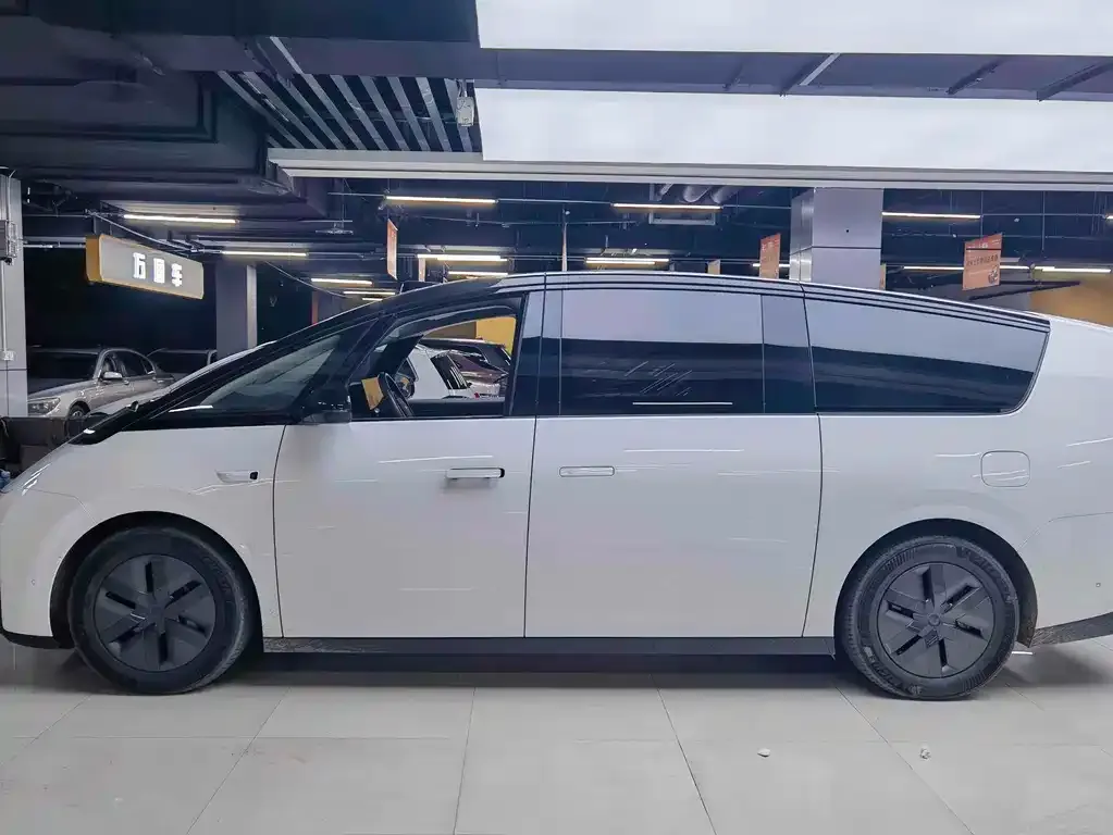 Li Auto MEGA 2024 из CN, фото 3