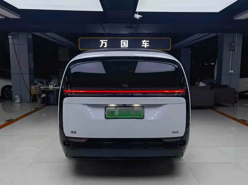 Li Auto MEGA 2024 из CN, фото 4