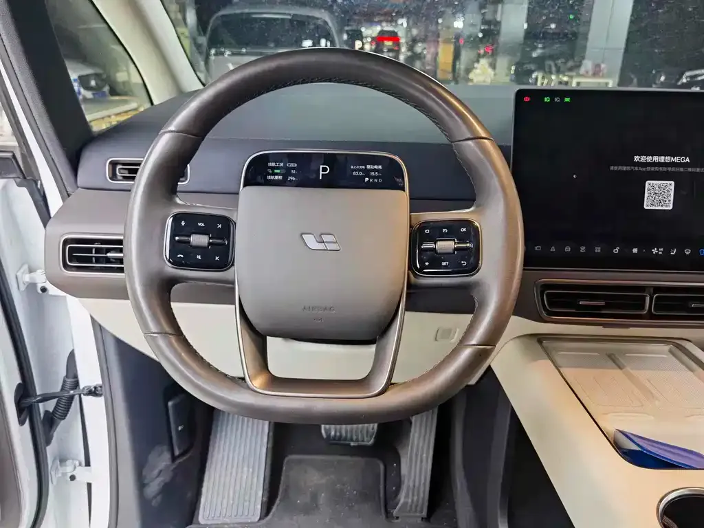 Li Auto MEGA 2024 из CN, фото 6