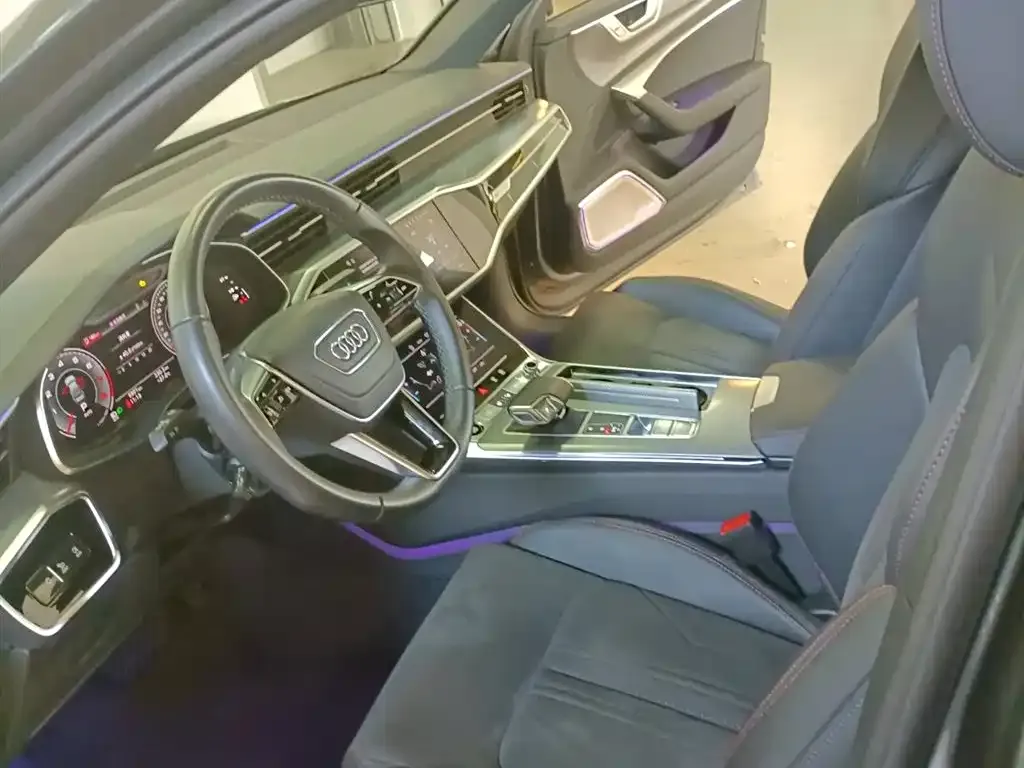Audi A6L 2024 из CN, фото 8