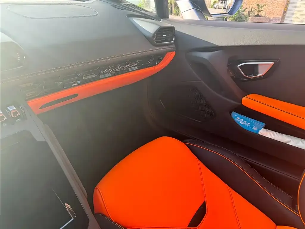 Lamborghini Huracan 2023 из CN, фото 6