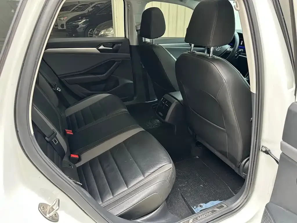 Volkswagen Sagitar 2021 из CN, фото 10