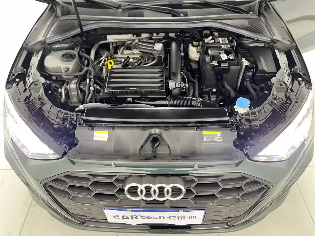 Audi A3 2024 из CN, фото 10