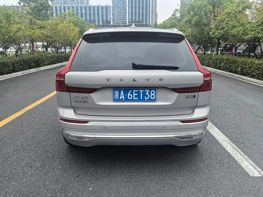 Volvo XC60 2022 из CN, фото 10