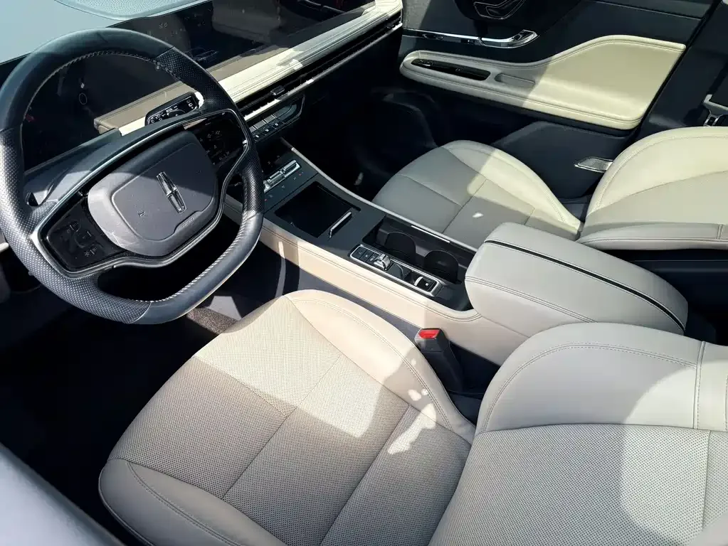 Lincoln Corsair 2023 из CN, фото 10