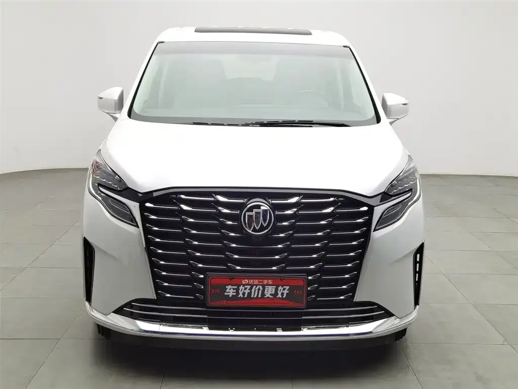 Buick GL8 2023 из CN, фото 3