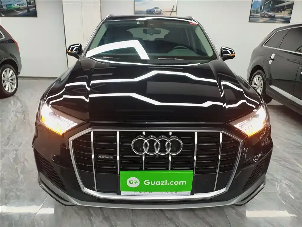 Audi Q7 2021 из CN, фото 3