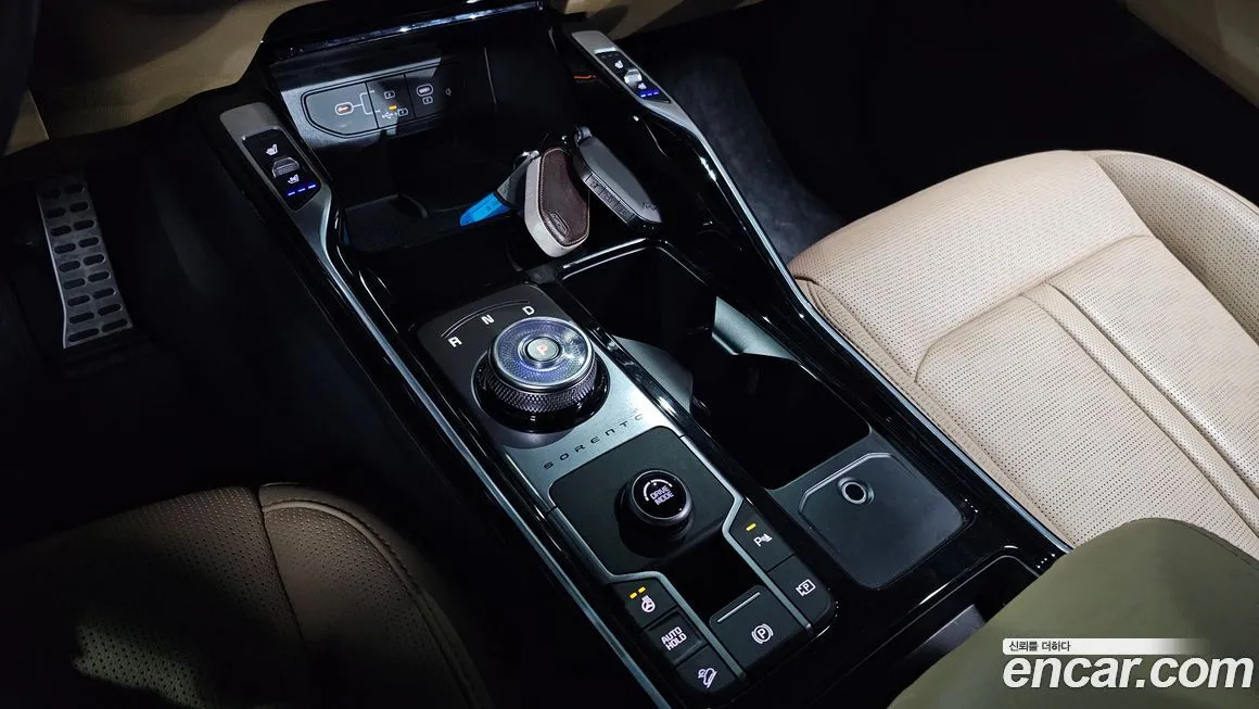 Kia Sorento — фото 9