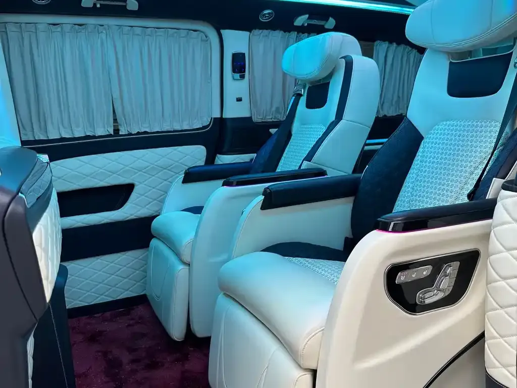 Mercedes-Benz Vito 2023 из CN, фото 10