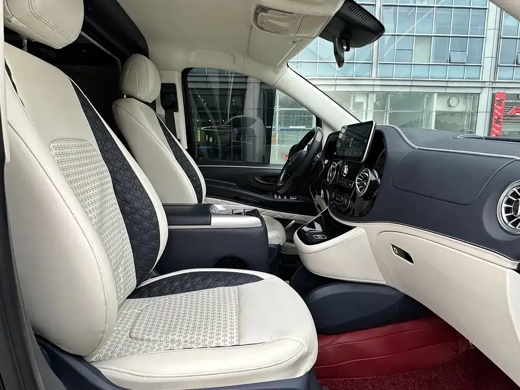 Mercedes-Benz Vito 2023 из CN, фото 8