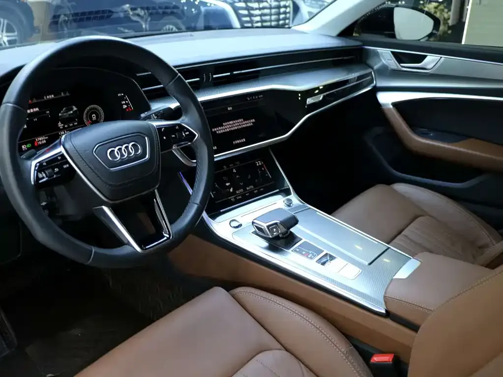 Audi A6L 2023 из CN, фото 7