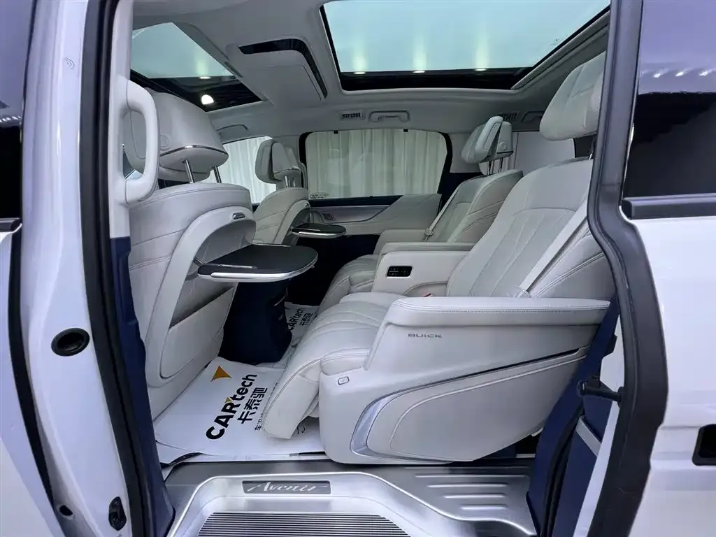 Buick GL8 Hybrid — фото 7