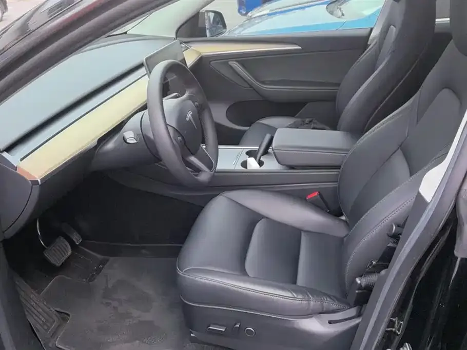 Tesla Model Y 2023 из CN, фото 9