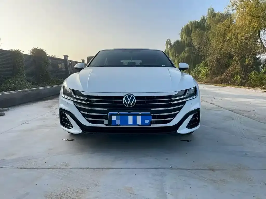 Volkswagen CC 2025 из CN, фото 2