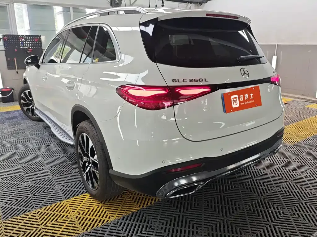 Mercedes-Benz GLC 2023 из CN, фото 3