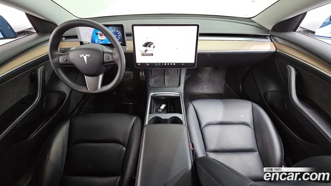 Tesla Model 3 — фото 7