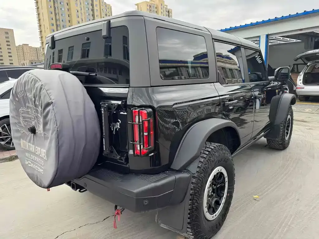 Ford Bronco 2024 из CN, фото 2
