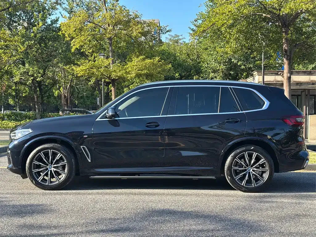BMW X5 — фото 7