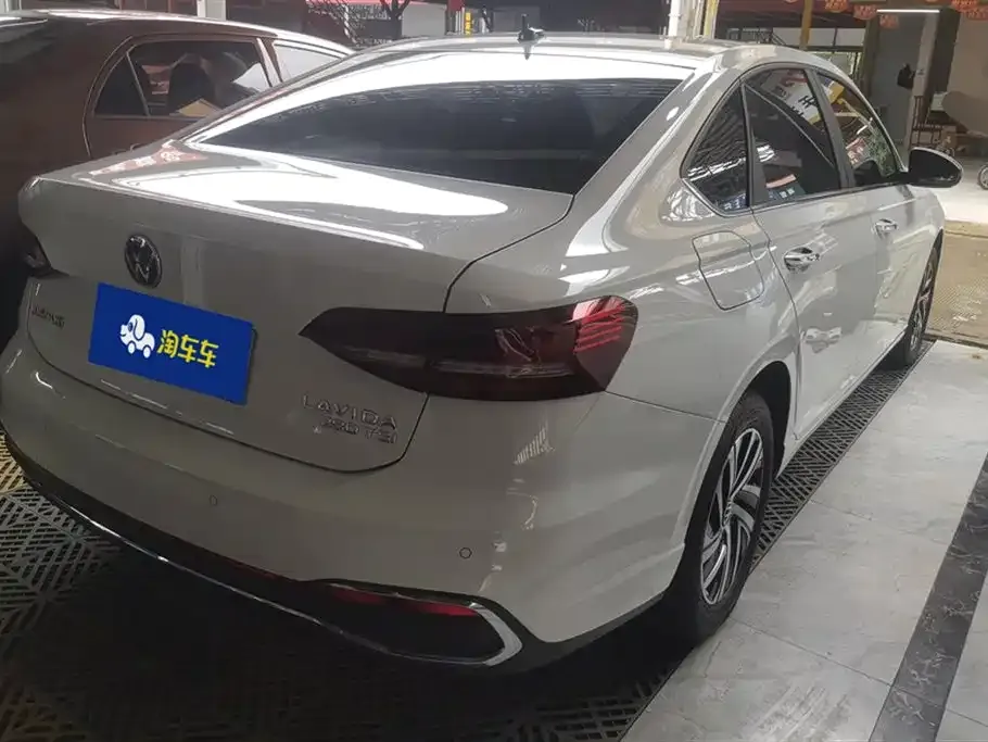 Volkswagen Lavida 2023 из CN, фото 3