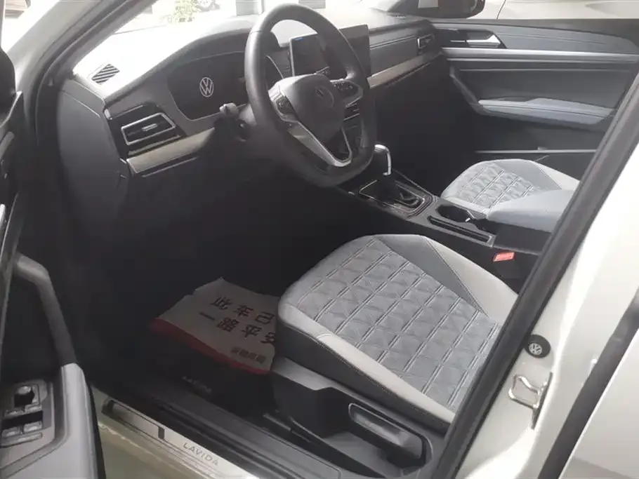 Volkswagen Lavida 2023 из CN, фото 9