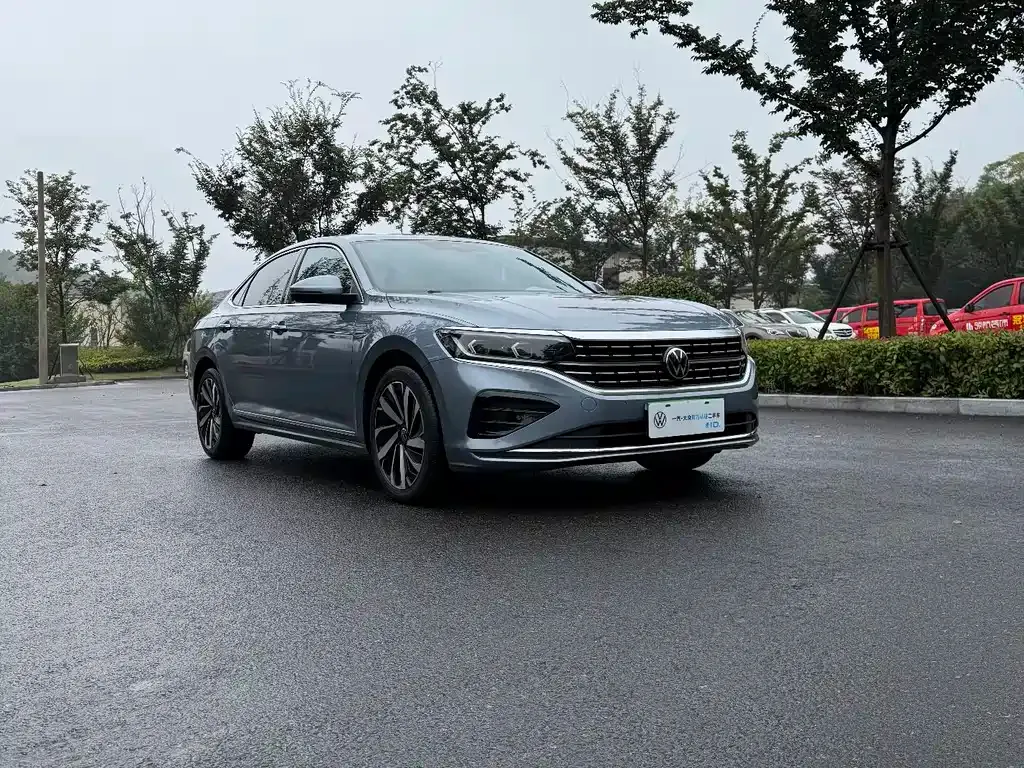Volkswagen Passat 2023 из CN, фото 3
