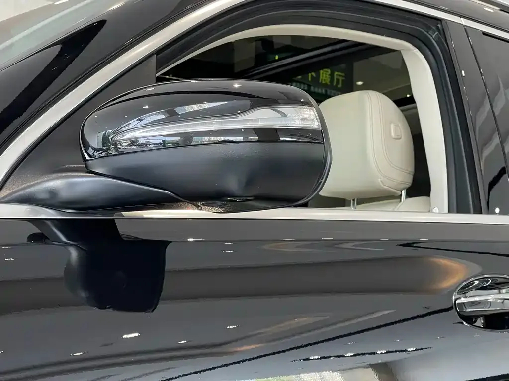 Mercedes-Benz GLS 2023 из CN, фото 4
