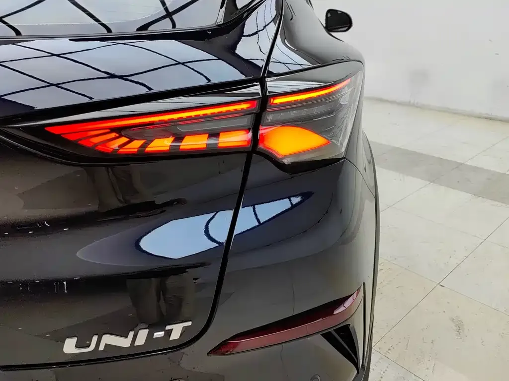 Changan UNI-T 2021 из CN, фото 3