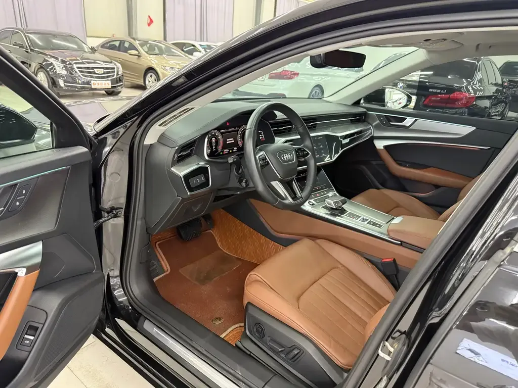 Audi A6L 2021 из CN, фото 4