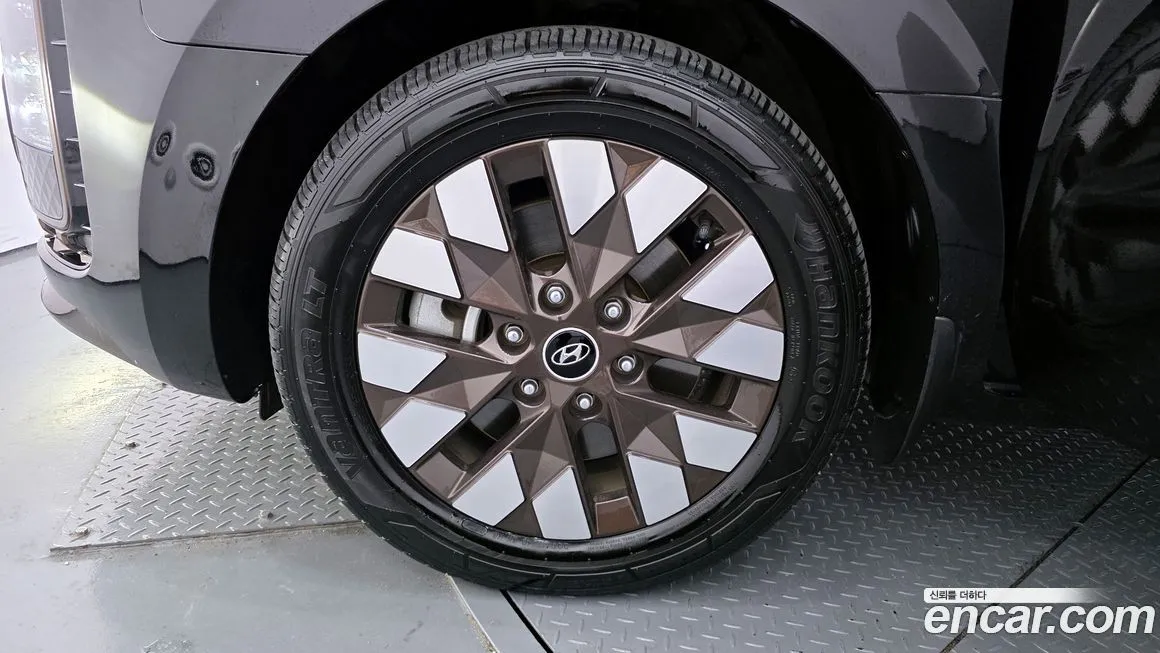Hyundai Staria 2023 из KR, фото 5