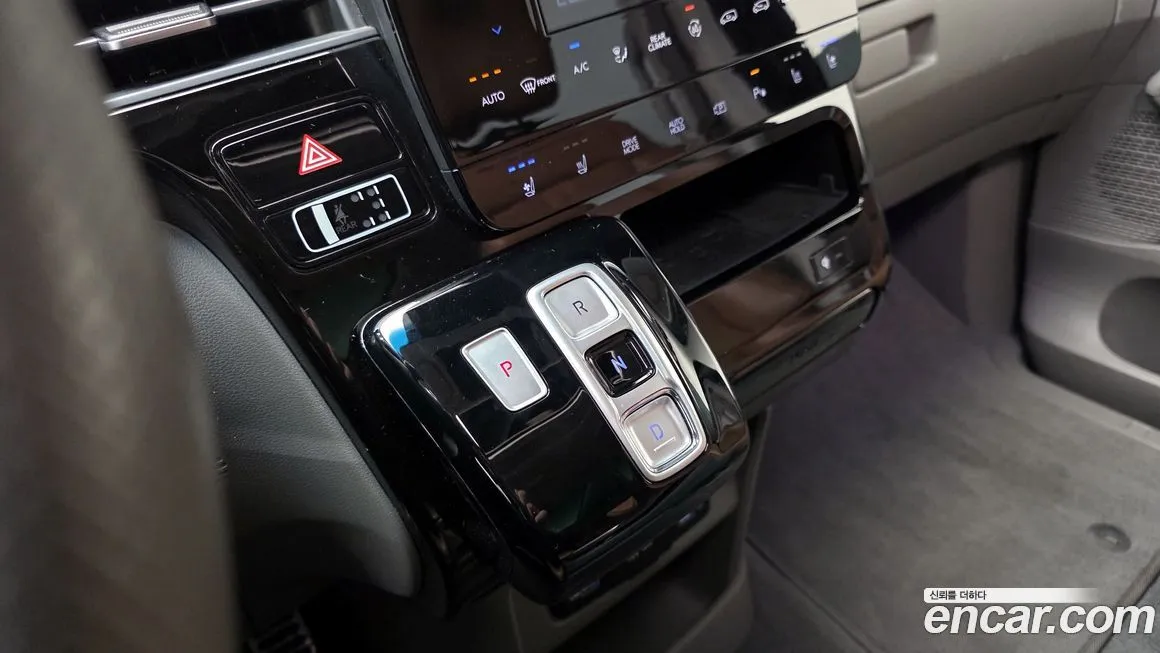 Hyundai Staria 2023 из KR, фото 9