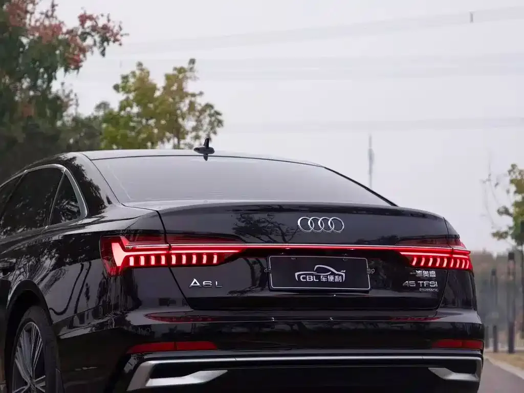 Audi A6L — фото 6
