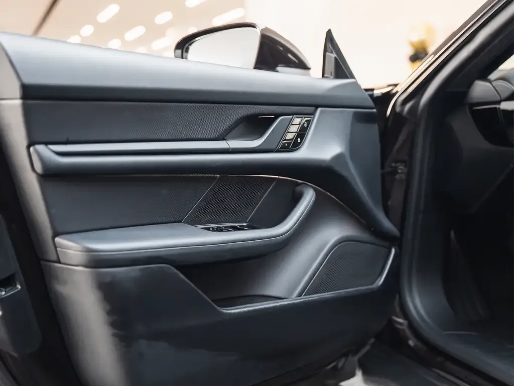 Porsche Taycan 2022 из CN, фото 10
