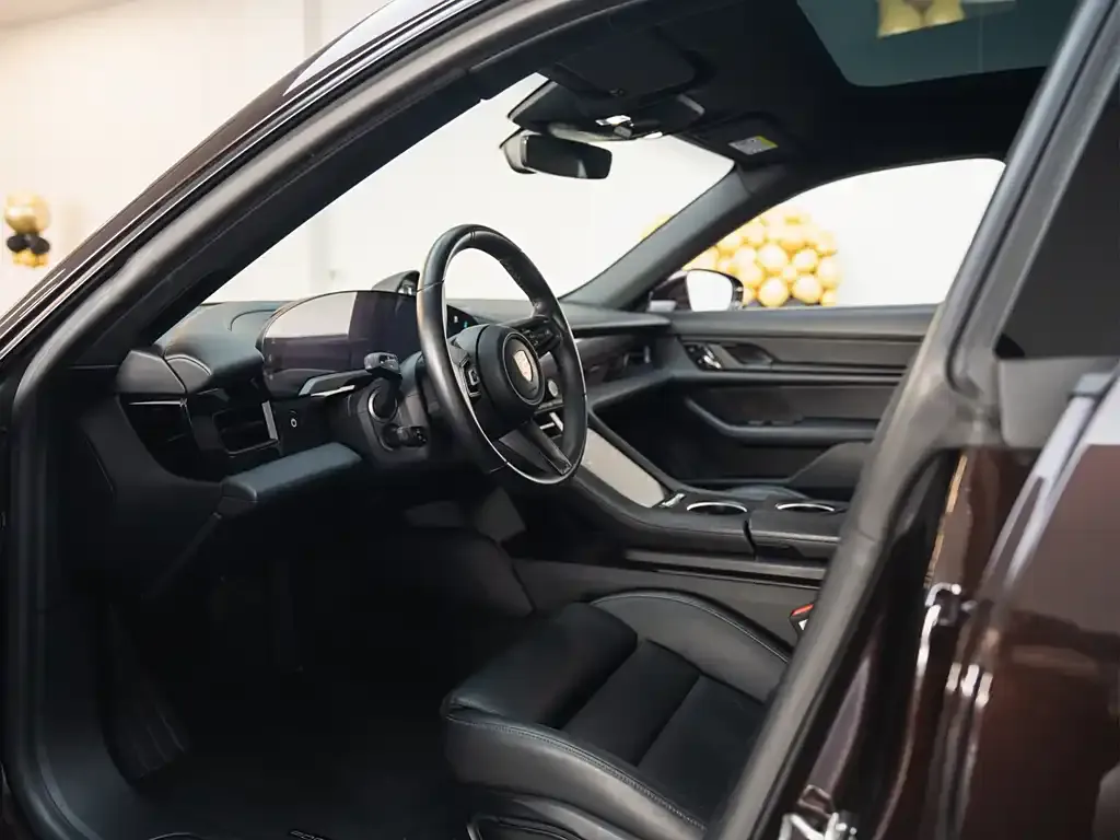 Porsche Taycan 2022 из CN, фото 8