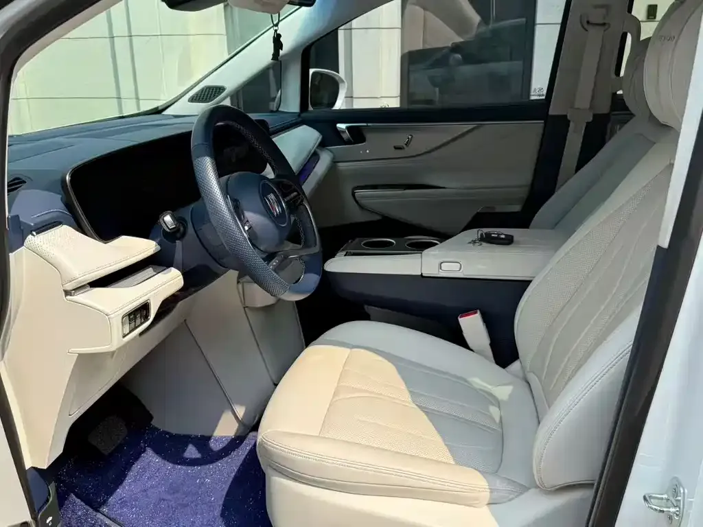 Buick GL8 Hybrid 2024 из CN, фото 7