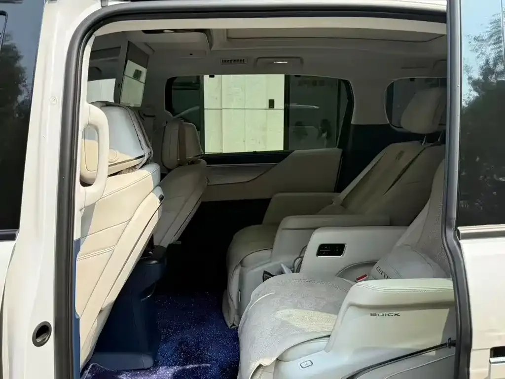 Buick GL8 Hybrid 2024 из CN, фото 8