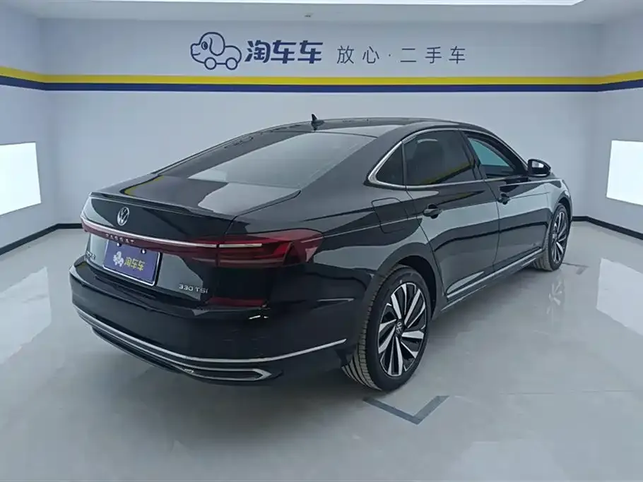 Volkswagen Passat 2023 из CN, фото 3