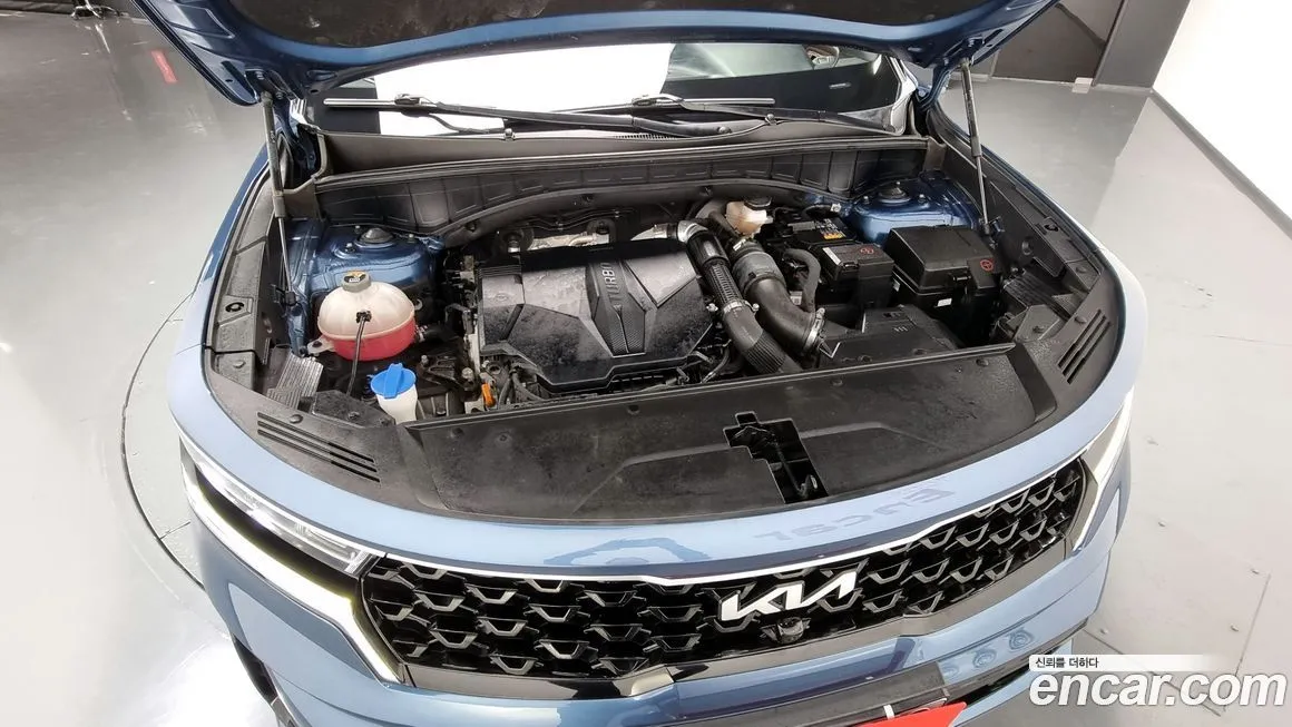 Kia Sorento — фото 6