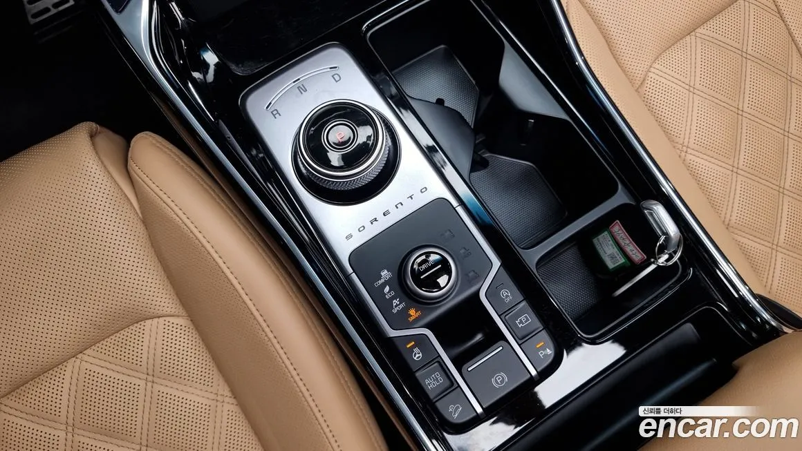 Kia Sorento — фото 9
