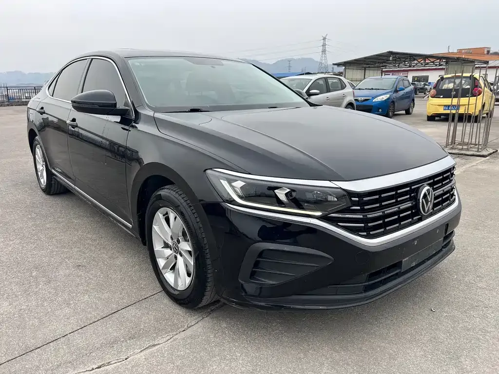 Volkswagen Passat 2022 из CN, фото 3