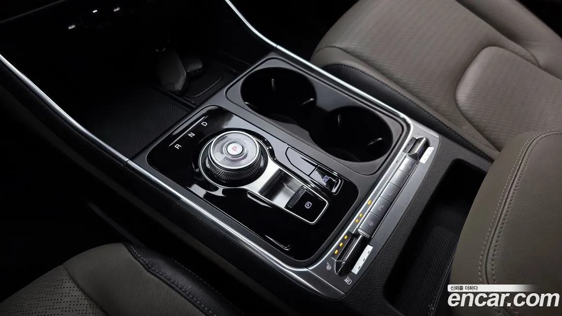 Kia Carnival — фото 9