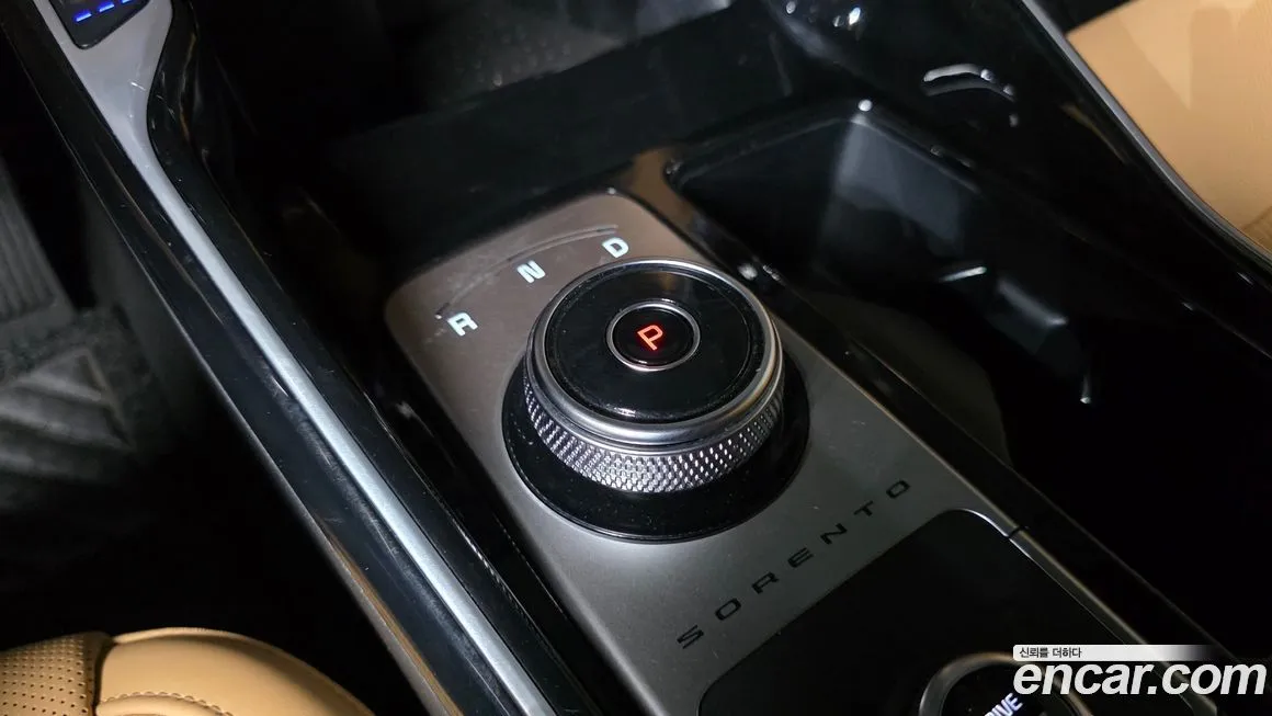 Kia Sorento — фото 9